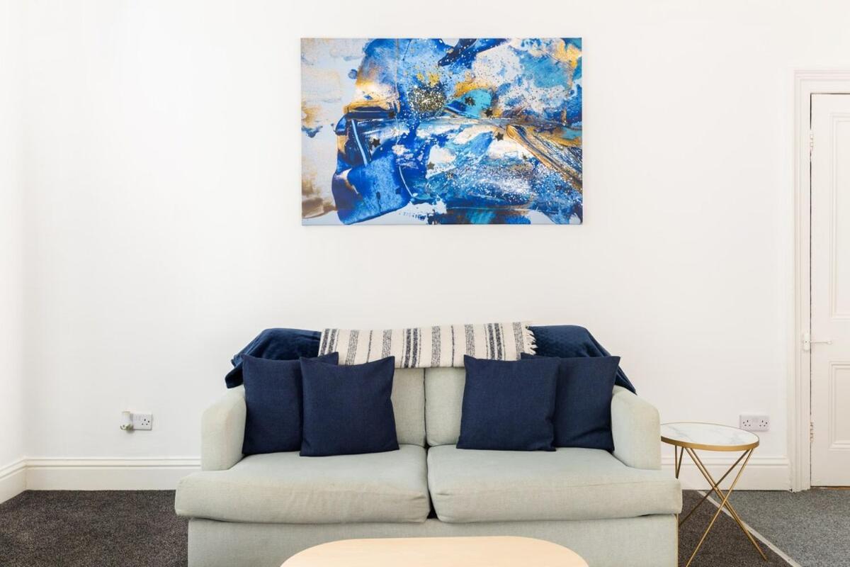 1-Bedroom Apartment In Leamington Spa With Free Parking Exterior foto